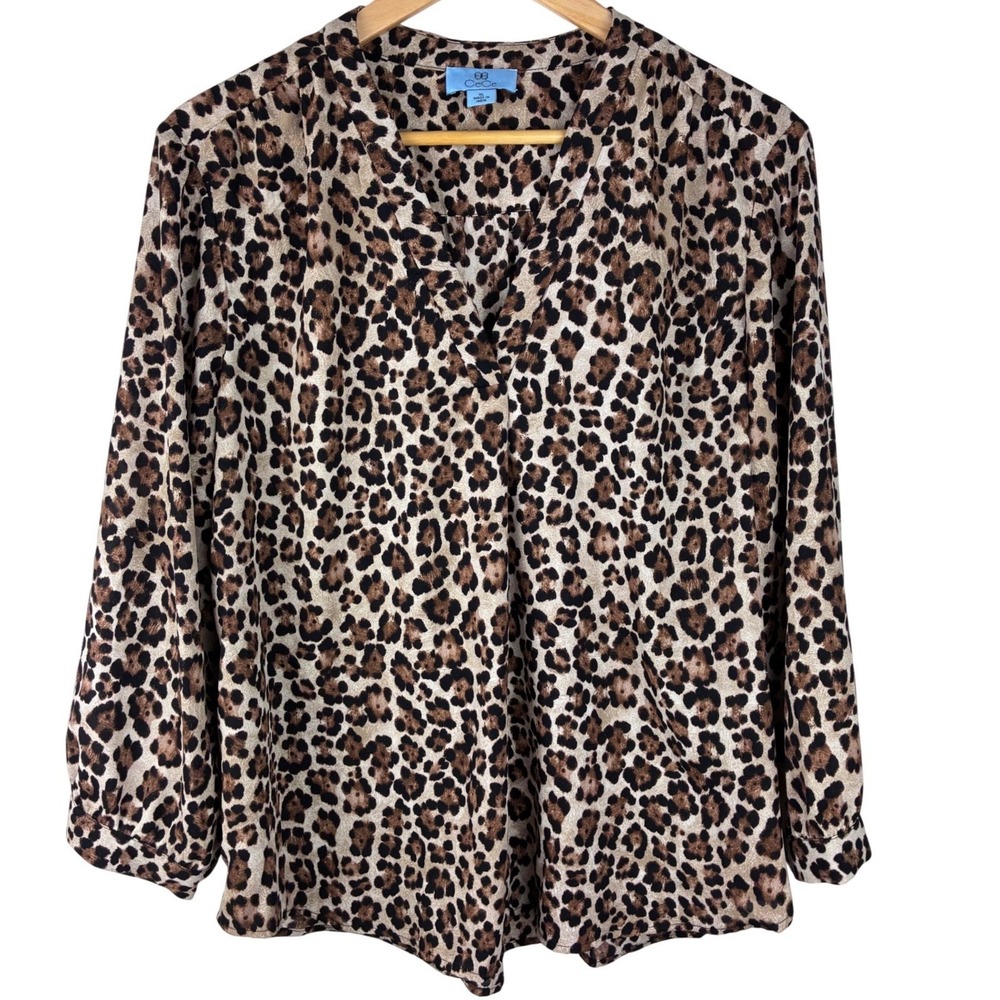 NWT CeCe Leopard Print Blouse XL High Low Hem V-Neck Semi Sheer 3/4 Sleeve - Picture 2 of 11